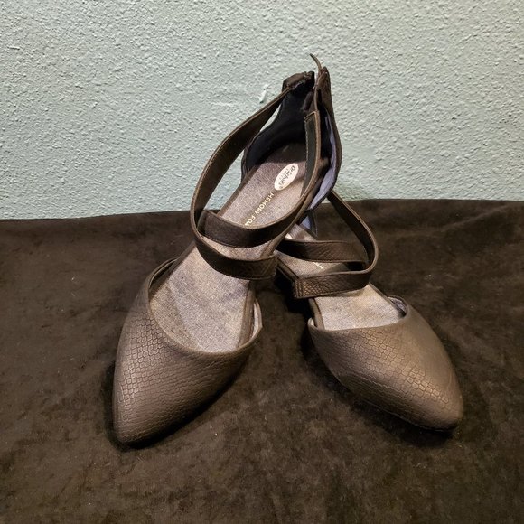 Dr. Scholls Flats with Ankle Wrap 9 - Picture 1 of 6